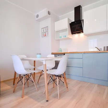Apartment Bryza - Osiedle Kwartal Rozy Wiatrow - Centrum