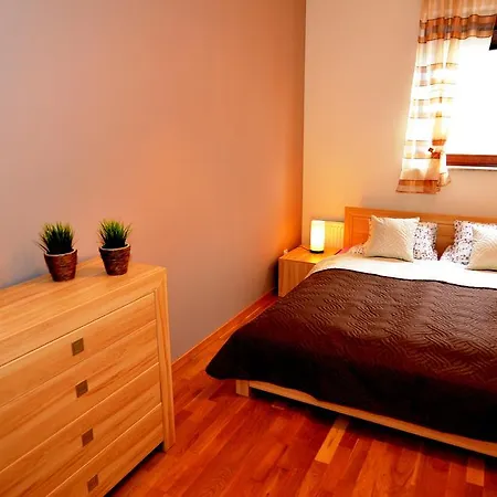 Czternastka Apartment *