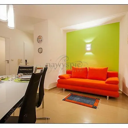 Avangard - Na Wyspie - Parking Apartment