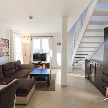 - Baltic Park Promenada Apartment Swinoujscie
