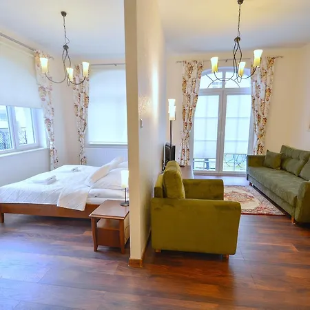 Korona Piastow - Na Wyspie - Parking - Taras Apartment
