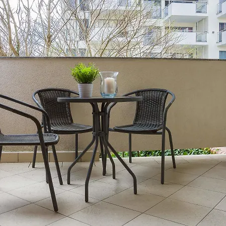Apartment Vacationclub - Mistral 3 *