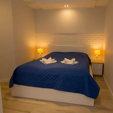 - Kwartal Rozy Wiatrow Apartment *