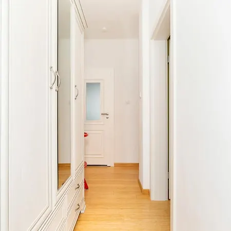 Apartment Biala Mewa By Renters