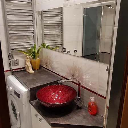 Apartament Pory Roku Apartment *