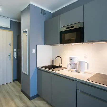 - Wyspianskiego 34e Apartment