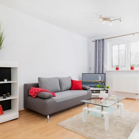 Center Iii By Renters Apartment