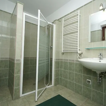 - Labedz Swinoujscie