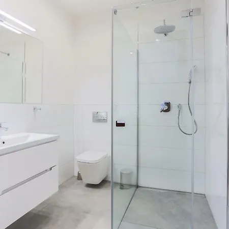 - Rubin Ii Apartment