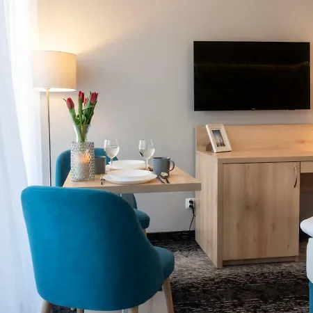 Apartment Vacationclub - Cesarskie Ogrody *