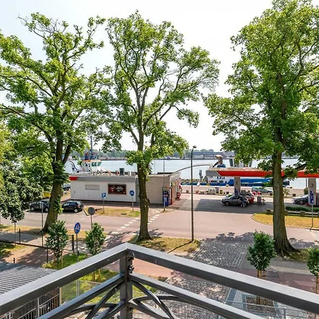 Nowa Flotylla By Renters Apartment *
