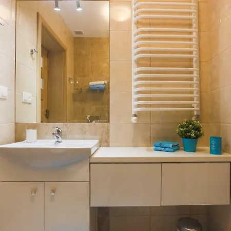 - Perla Apartment *