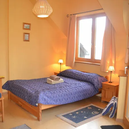 4 Pory Roku & Uznam Bed & Breakfast 3*