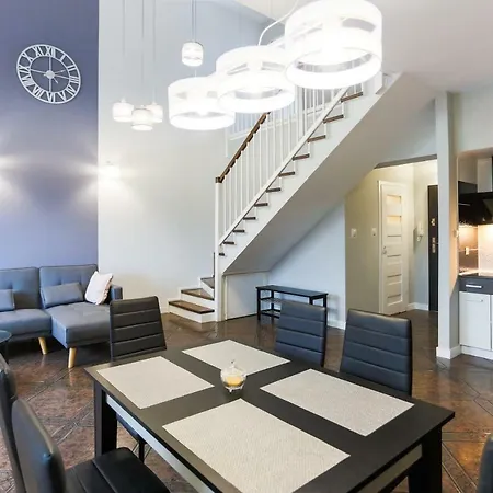 Apartment - Plac Slowianski 5