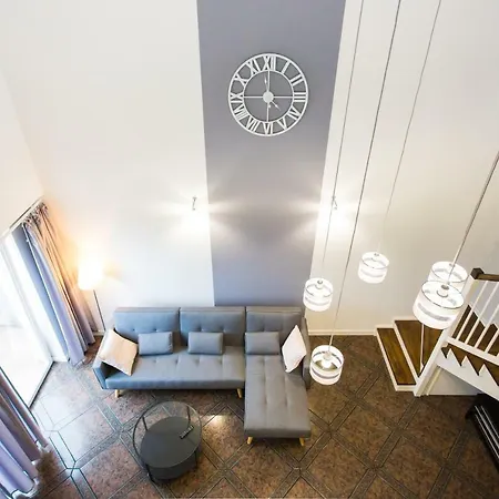 Apartment - Plac Slowianski 5 *