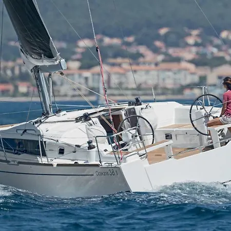 Luxury Yacht/marina Swinoujscie