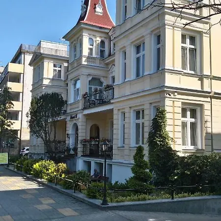 Admiral Ii Nocleg ze śniadaniem