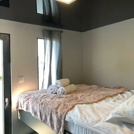 Apartment Houseboat Porta Mare Iii
