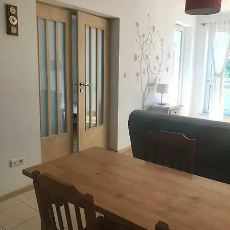 Amelia 1 Apartment *