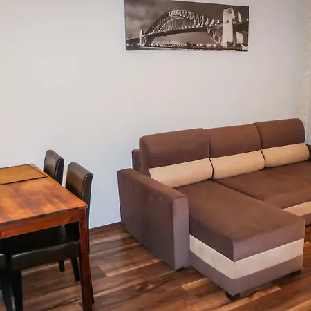 Apartment Z Ogrodkiem W Parku Zdrojowym *