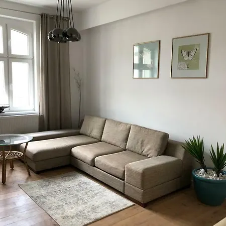 Przedwojenna Kamienica Apartment *