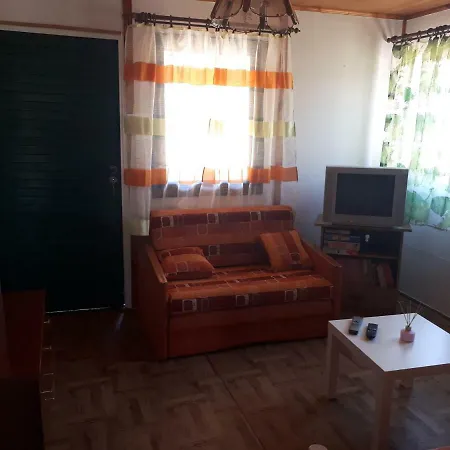 Domek Karsibor *