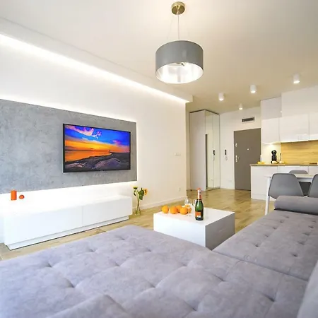 Baltic De Lux Platan *