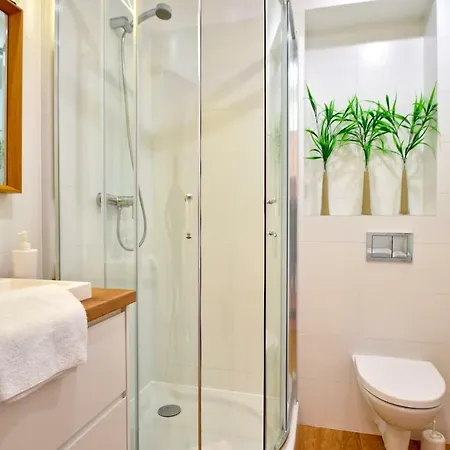 Ambria Rose Apartment