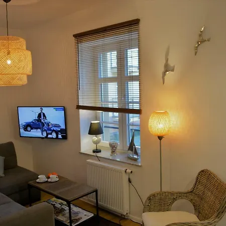 Marina Park Apartment *