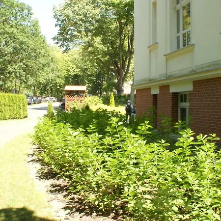 Marzena Apartment *
