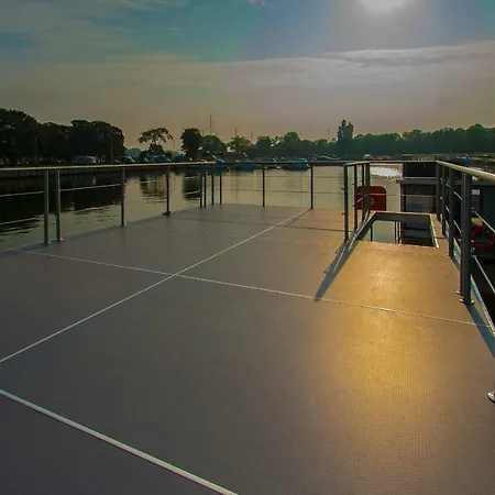 Apartment Amber Houseboat *