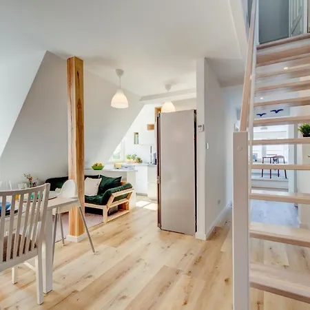 Apartment Hm-family-apartment By Eve *