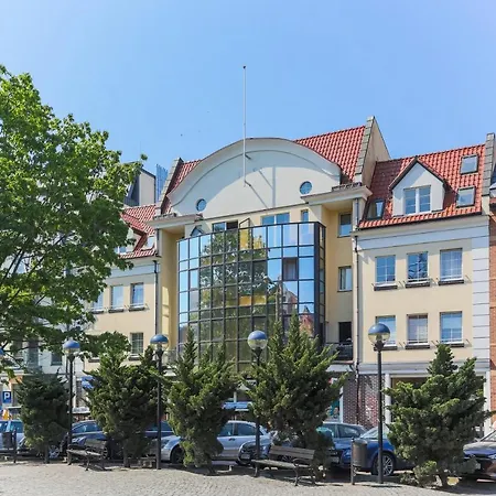 Apartment - Plac Slowianski 5 *