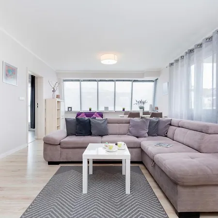 Apartment Pegaz By Renters *