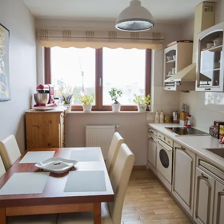 - Platan Apartment *
